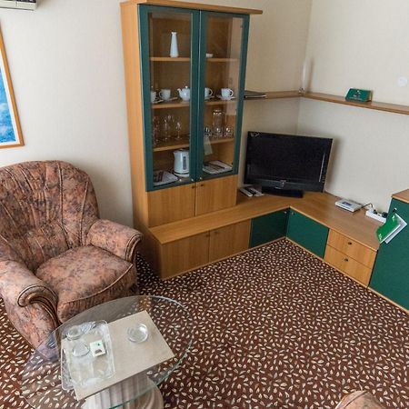 Hotel Yubileiny Minsk Eksteriør billede
