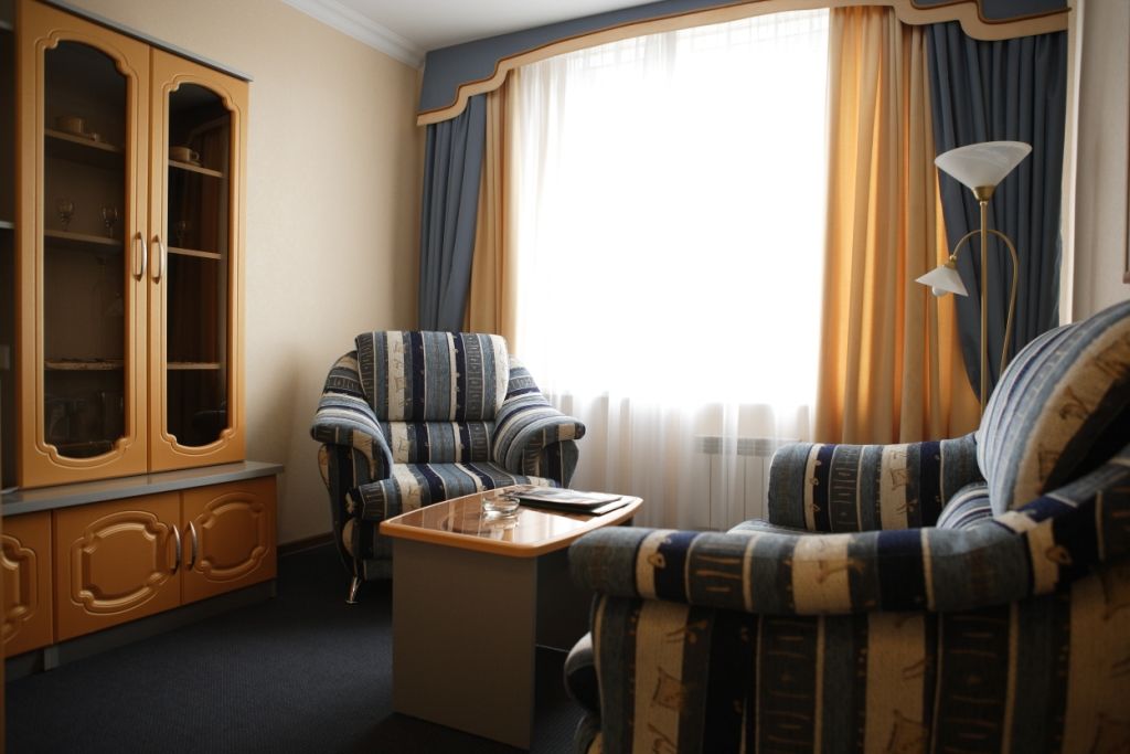 Hotel Yubileiny Minsk Værelse billede