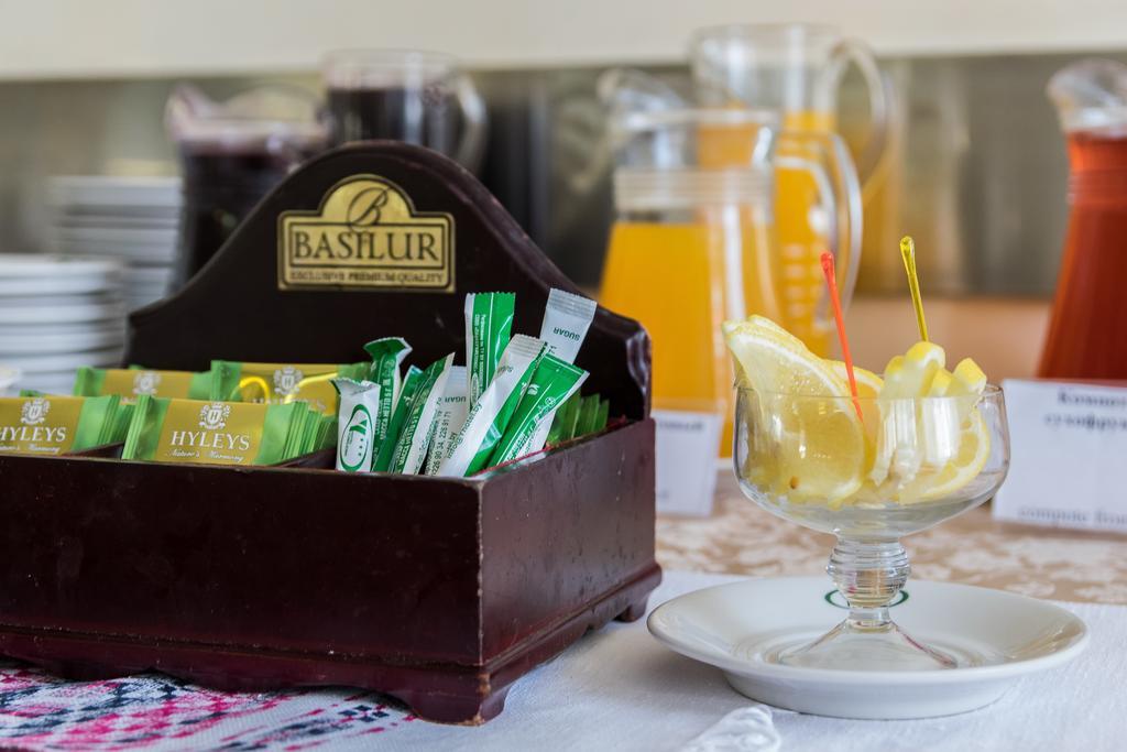 Hotel Yubileiny Minsk Eksteriør billede