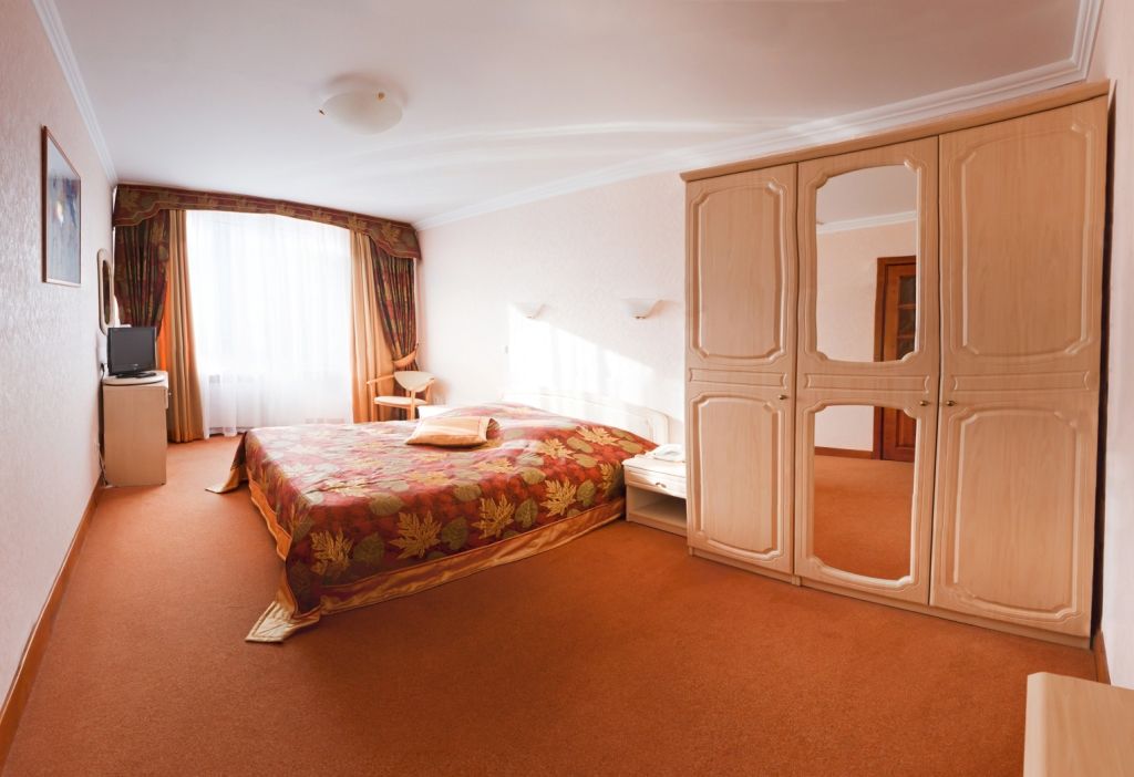 Hotel Yubileiny Minsk Eksteriør billede